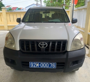 Xe ôtô con nhãn hiệu TOYOTA, số loại: LAND CRUISER, màu trắng, 8 chỗ, biển số: 92M-000.76 đã qua sử dụng
